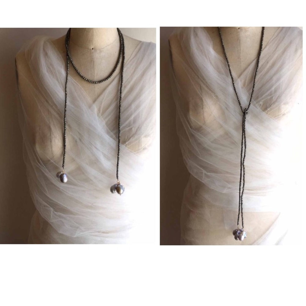 Lariat necklace with baroque pearls